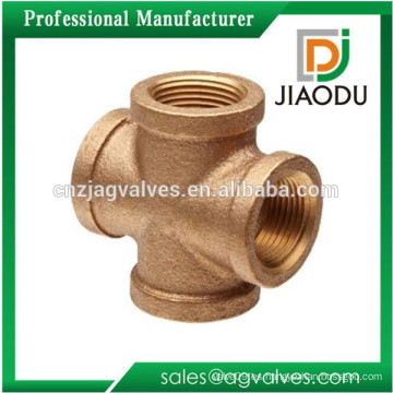 Exclusivo único Forjado Brass Equal Cross